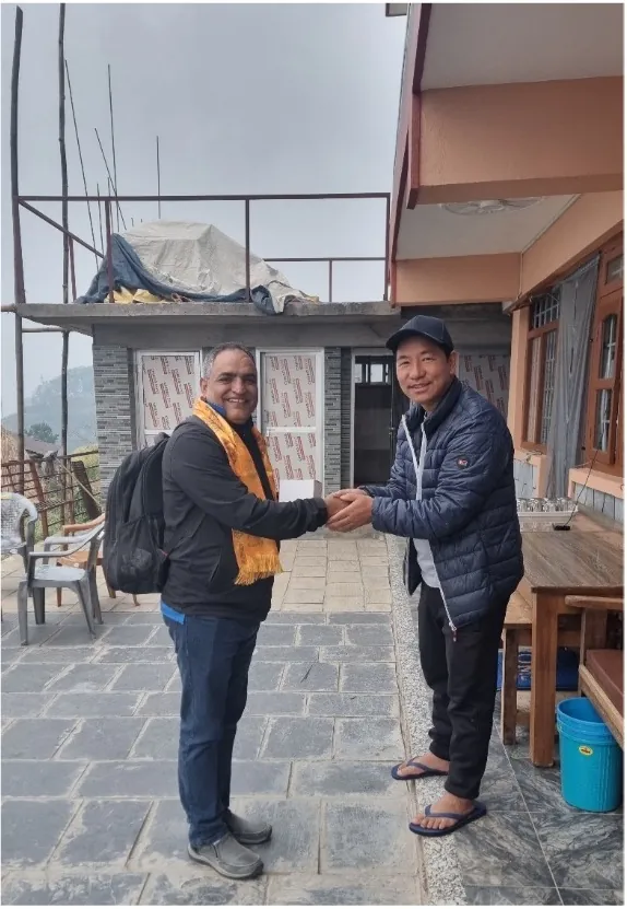 Begrüßung an der Shree Annapurna Higher Secondary School in Sikles
